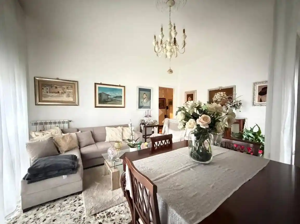 Appartamento in vendita a Massa e Cozzile