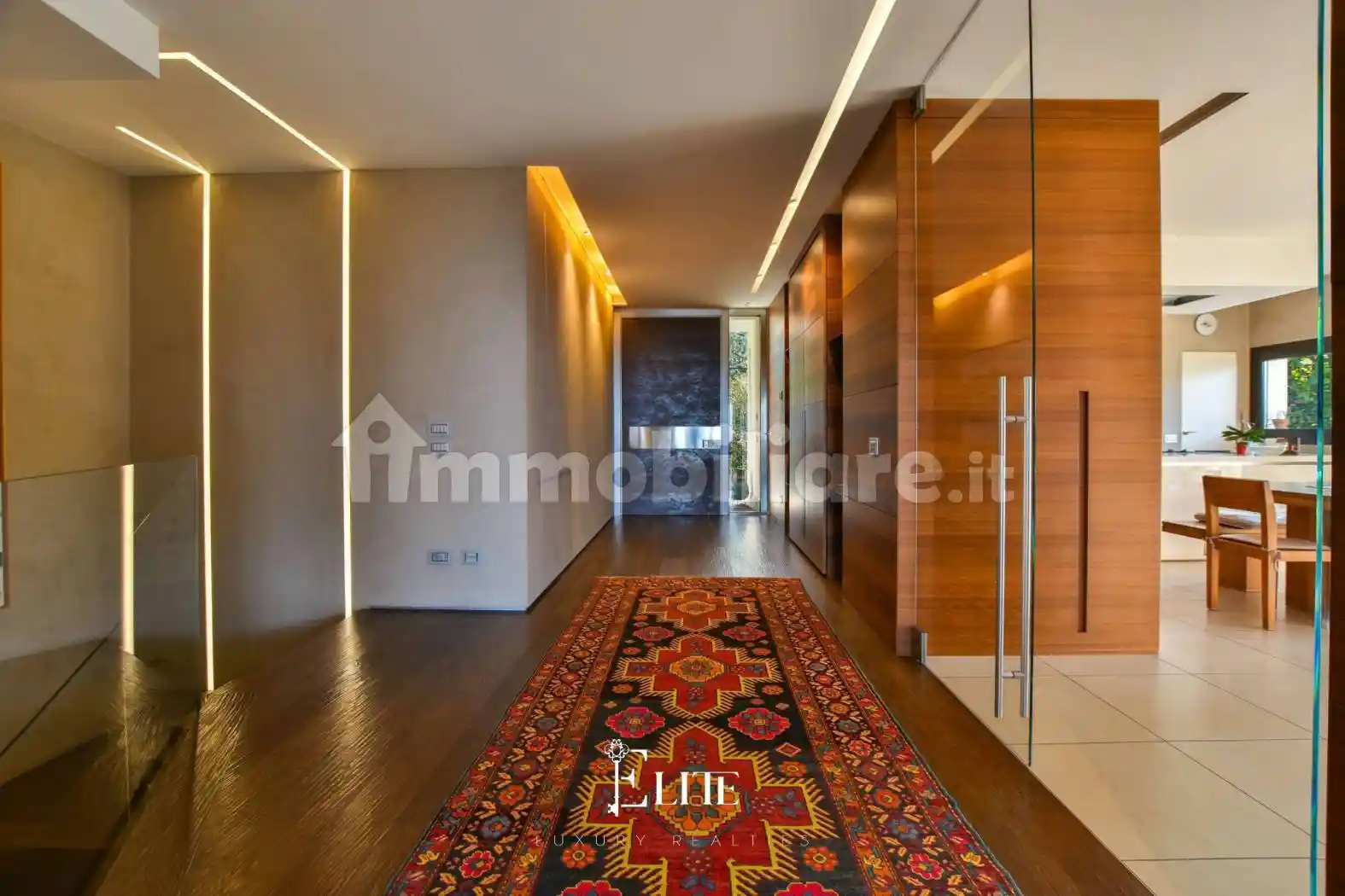 Villa in vendita a Buguggiate