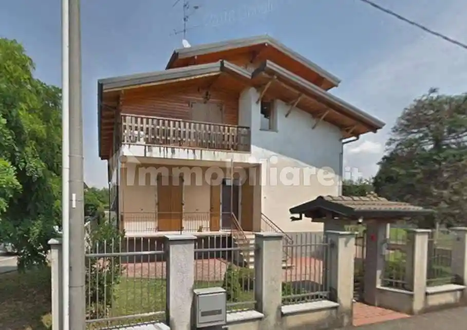 Appartamento in vendita a Turate