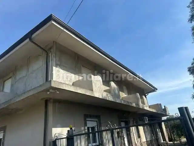 Appartamento in vendita a Rosarno