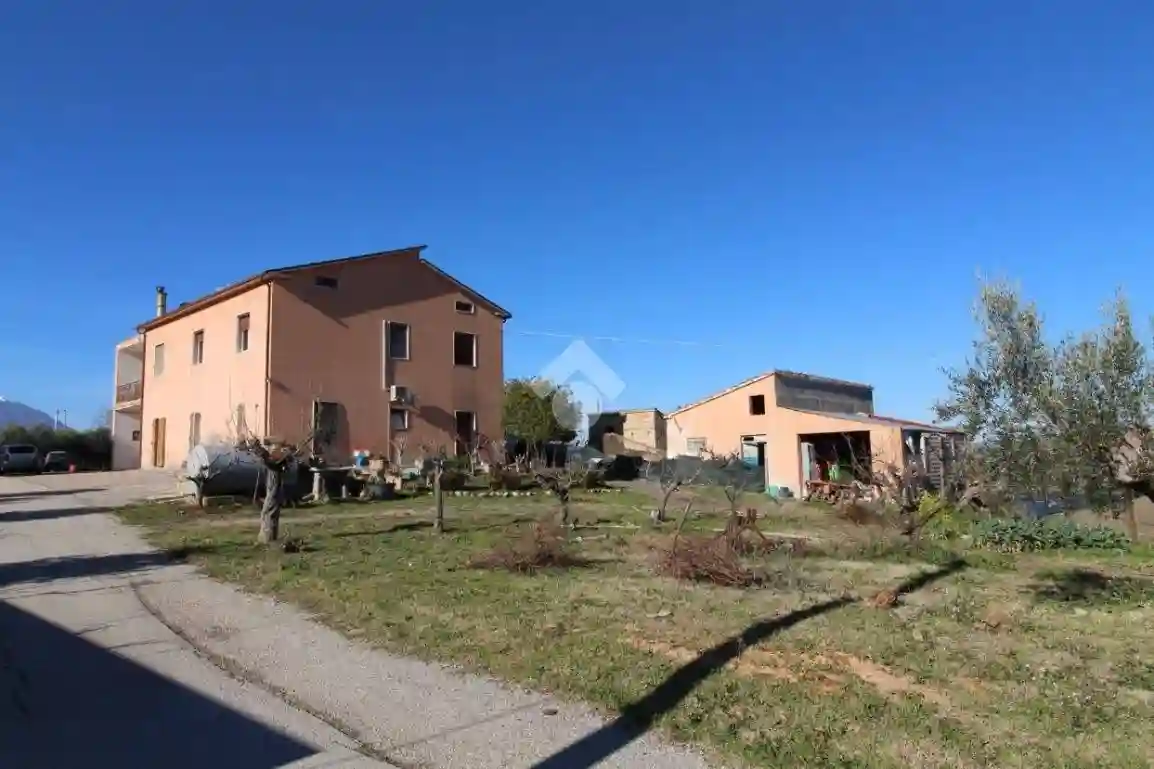 Casa indipendente - foto 2