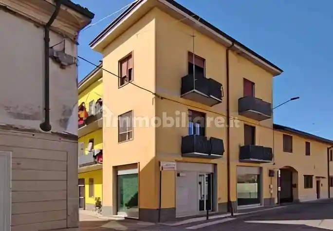Appartamento in vendita a Bascapè