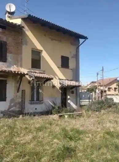 Villetta a schiera in vendita a Castelnovetto