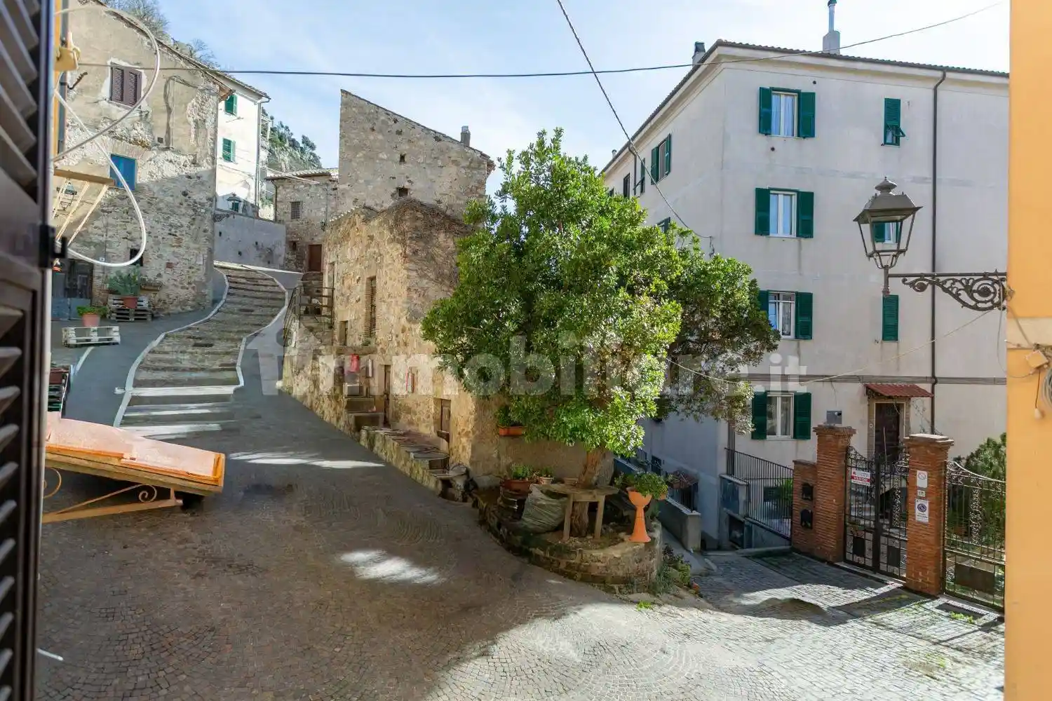 Appartamento in vendita a Tolfa