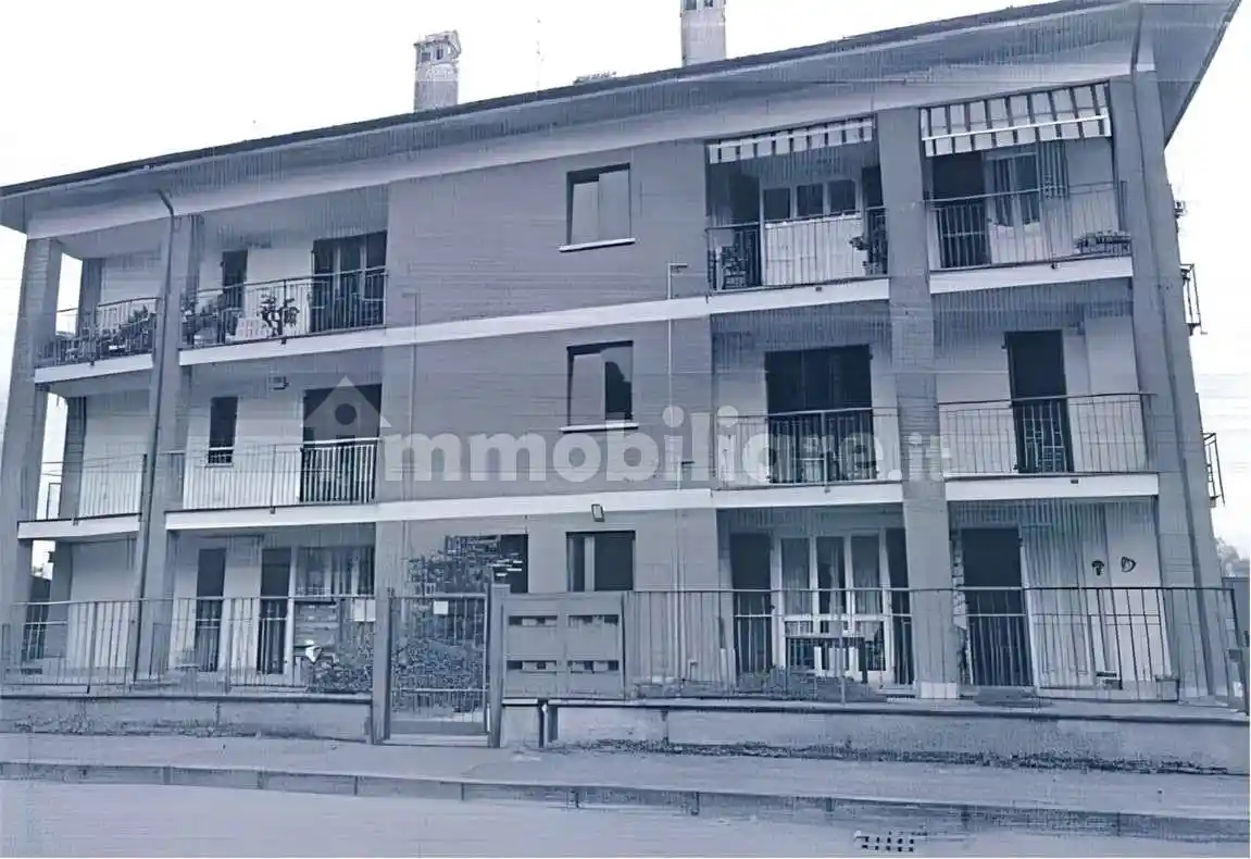 Appartamento in vendita a Pavia