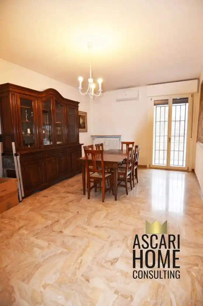 Appartamento in affitto a Modena