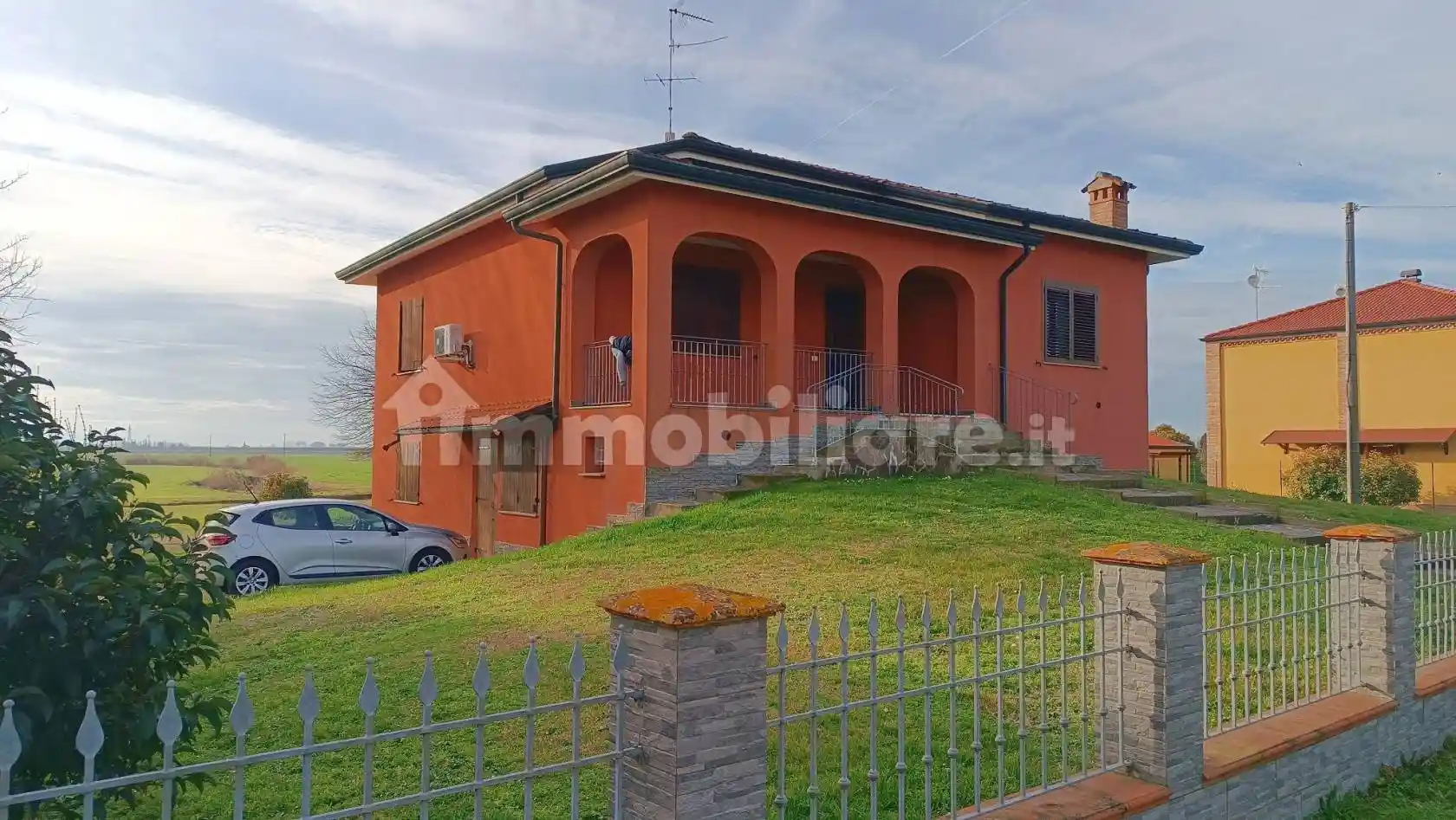 Villa in vendita a Bondeno
