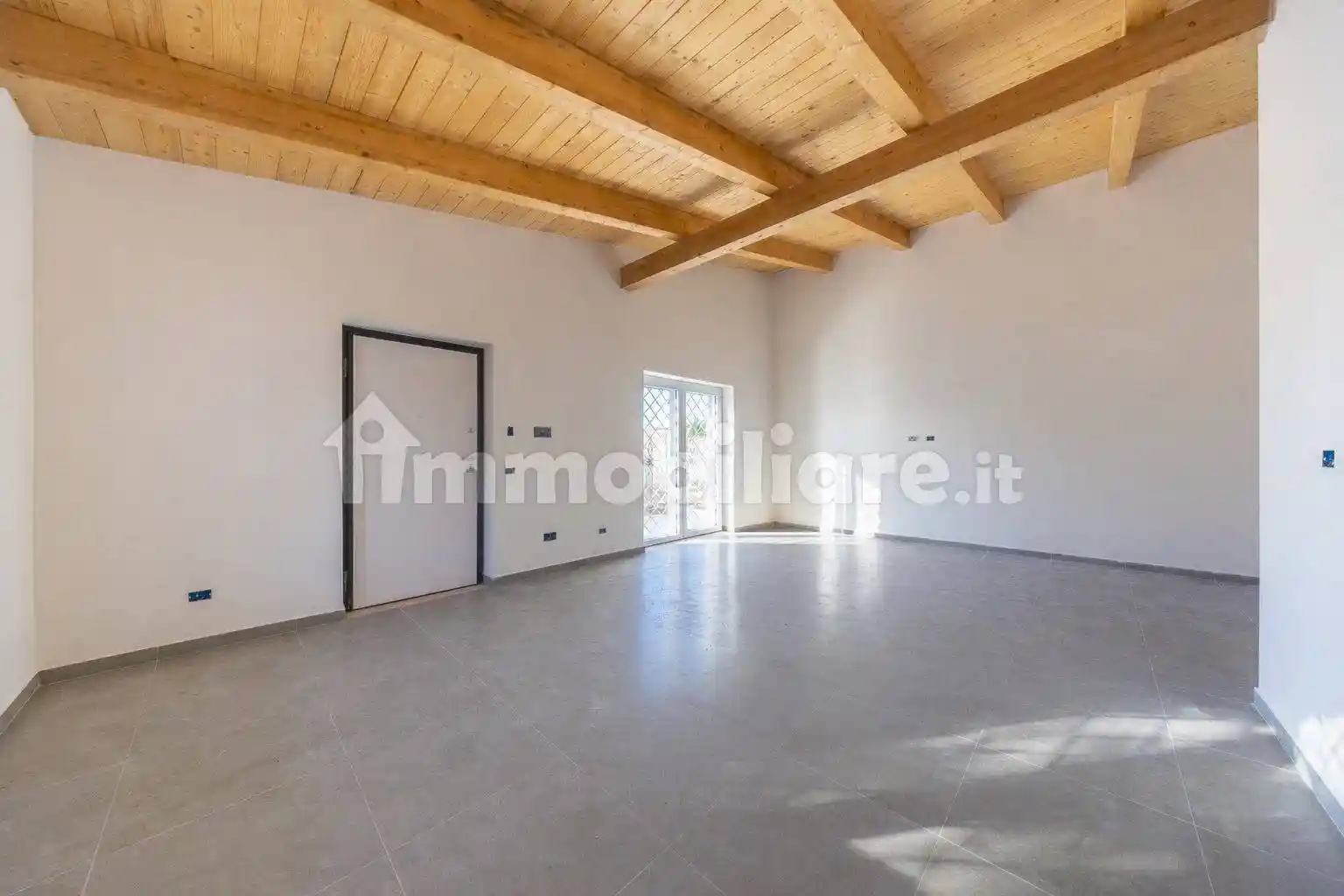 Villa in vendita a Aprilia