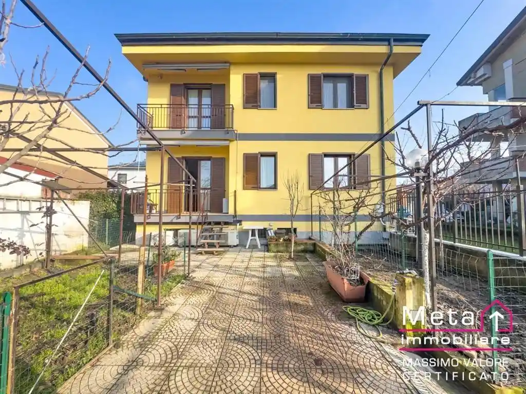 Villa in vendita a San Giuliano Milanese