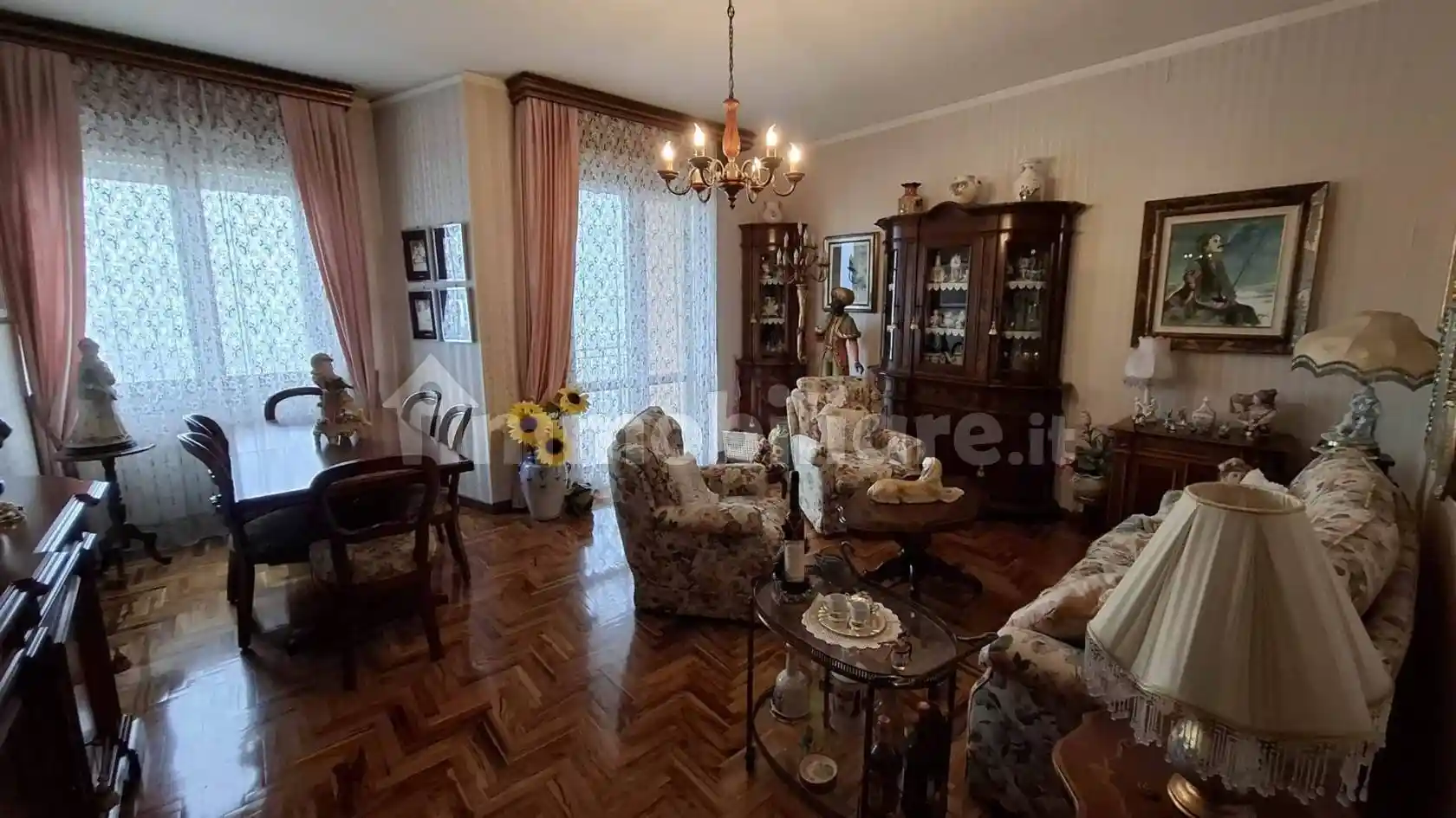 Appartamento in vendita a Piacenza