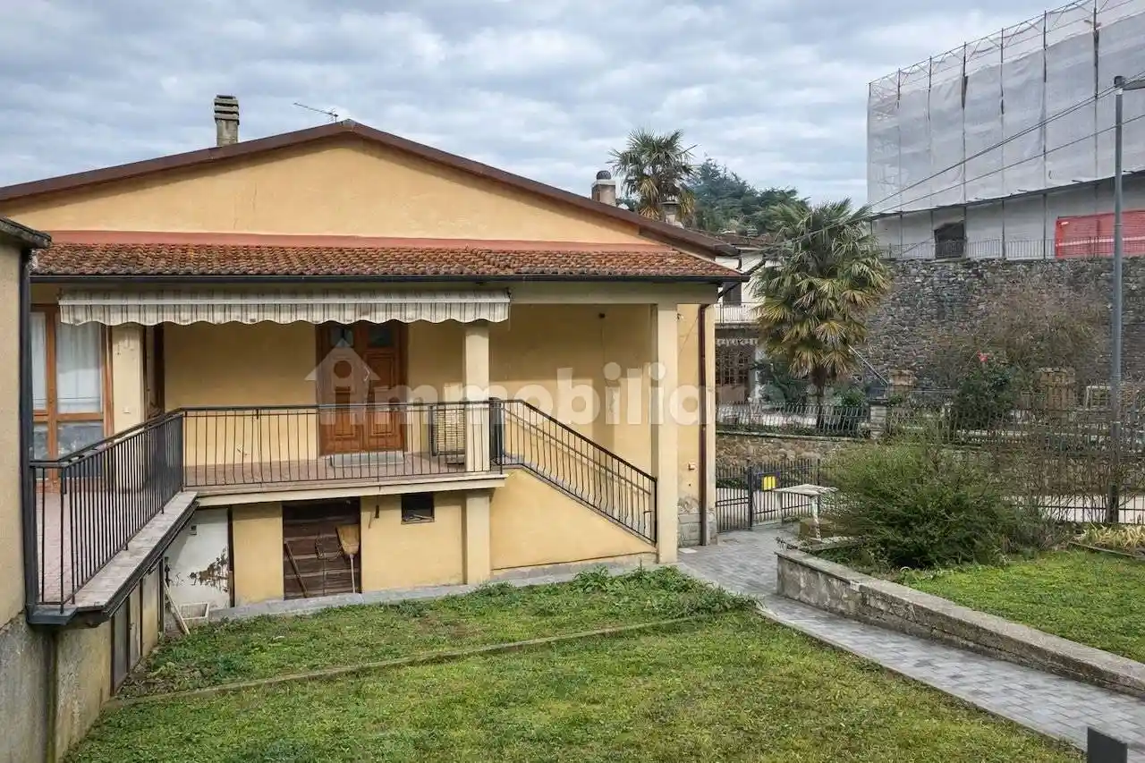 Villa in vendita a Montevarchi