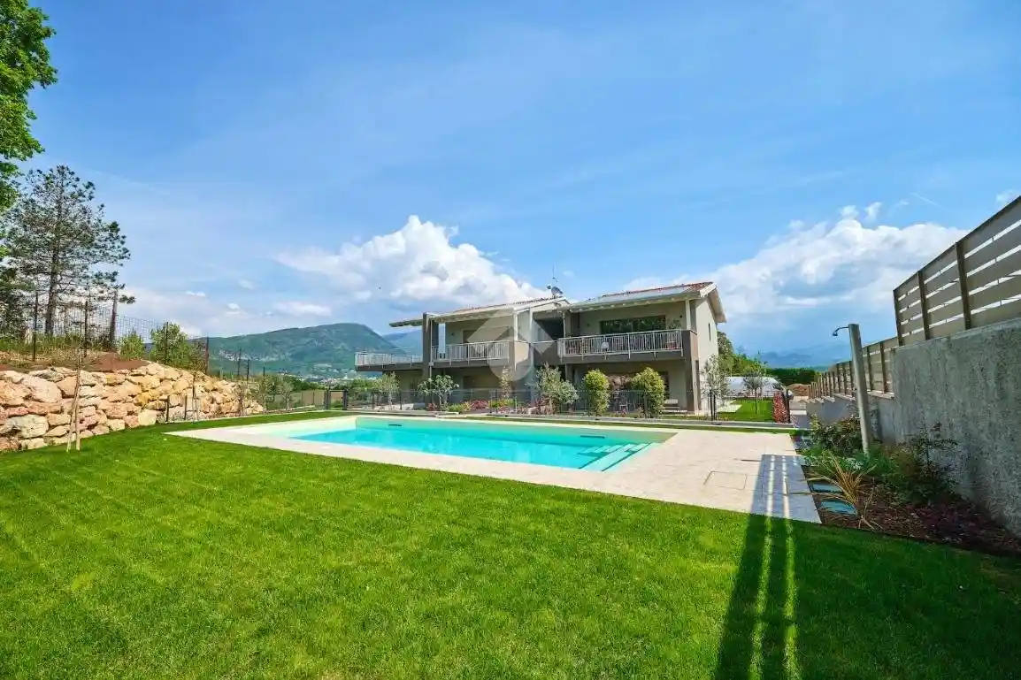 Appartamento in vendita a Costermano sul Garda