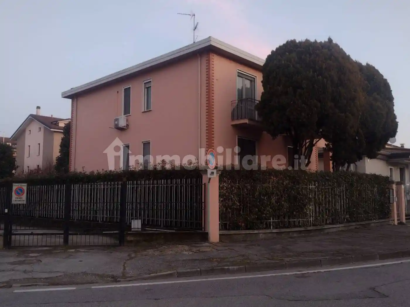 Appartamento in vendita a Peschiera Borromeo