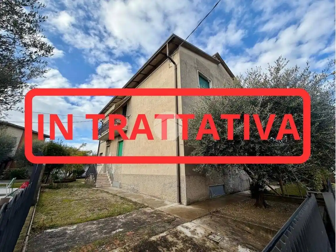 Villa in vendita a Castelnuovo del Garda