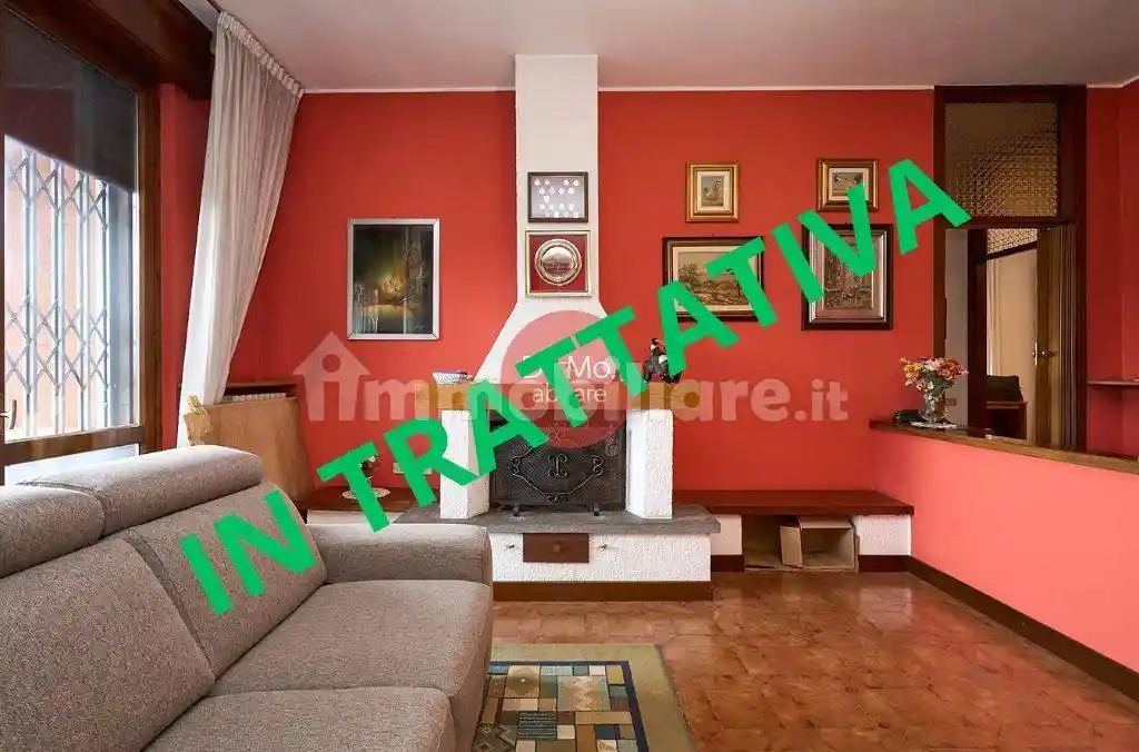 Villa in vendita a Nova Milanese