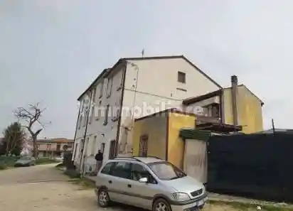 Casa indipendente in vendita a Sermide e Felonica