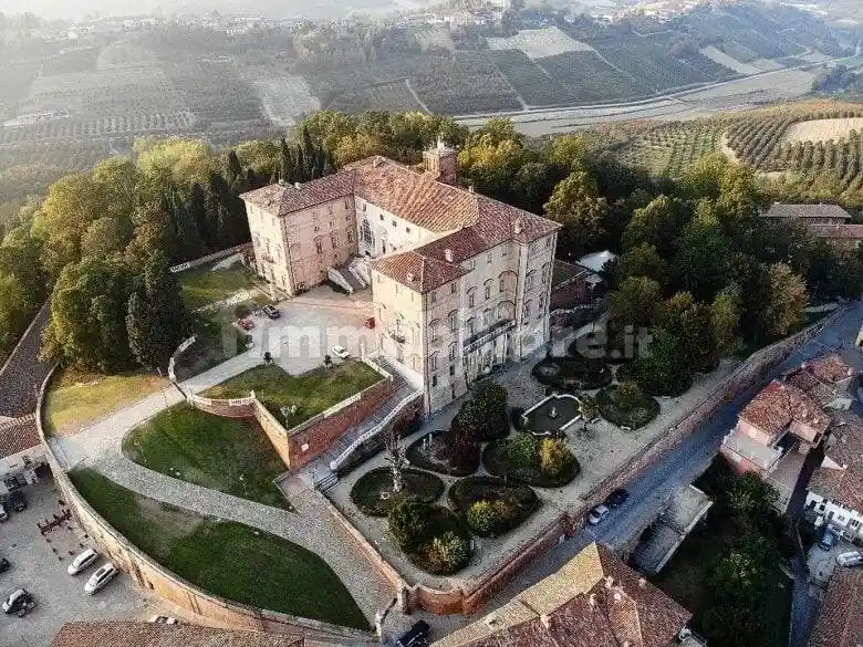 Rustico - Casale in vendita a Govone