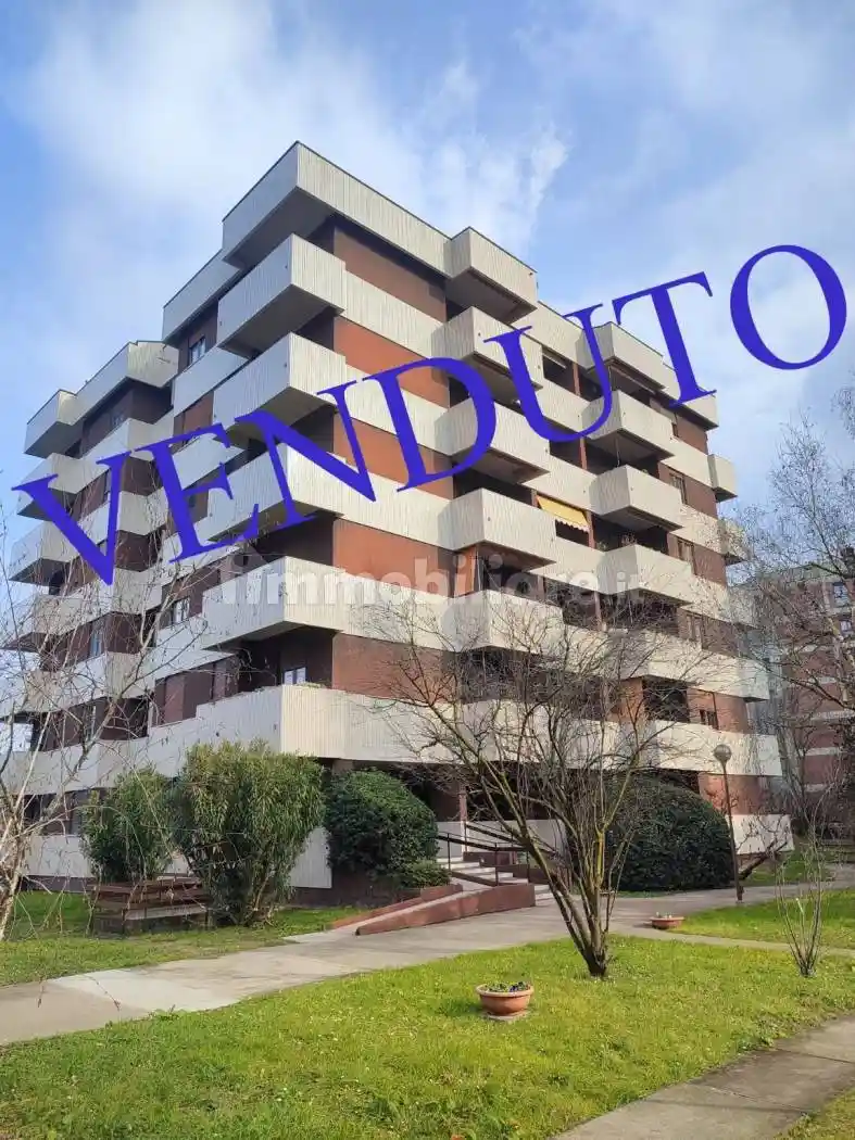 Appartamento in vendita a Monza