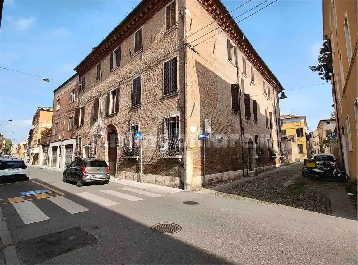Appartamento in vendita a Ferrara