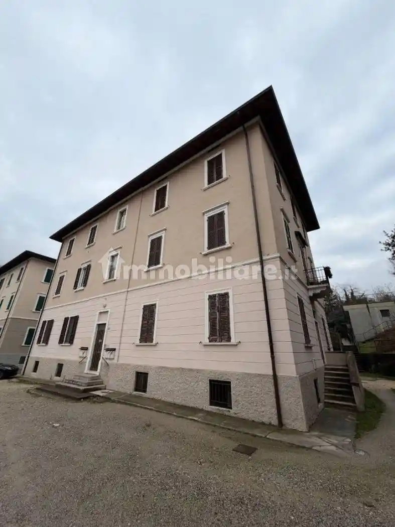 Appartamento in vendita a Roè Volciano