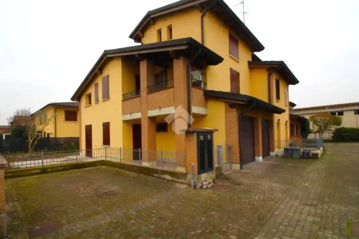 Villetta a schiera - foto 2