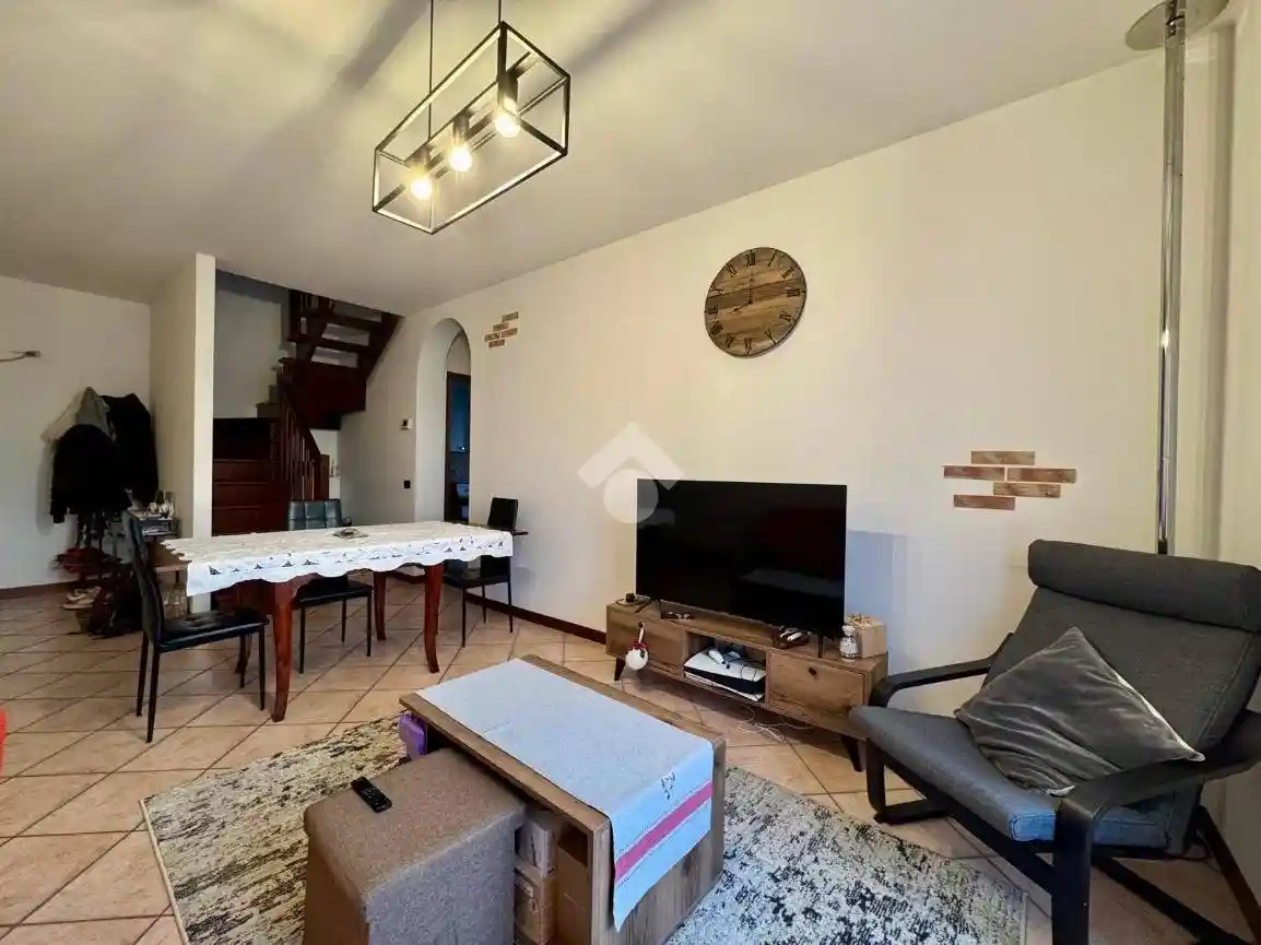 Appartamento in vendita a Due Carrare