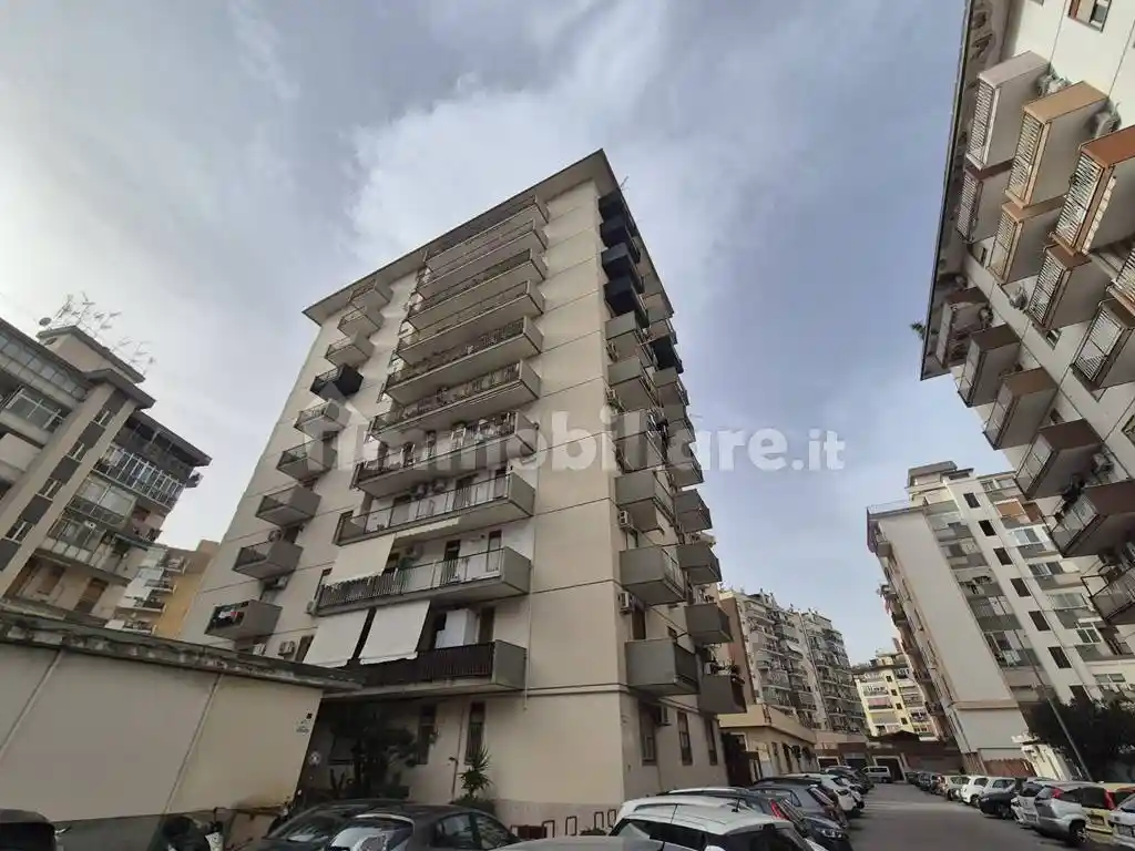 Appartamento in vendita a Palermo