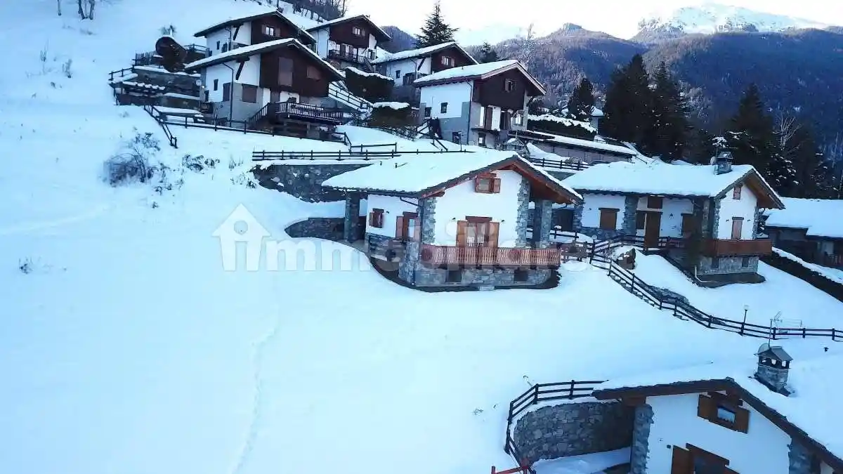 Villa in vendita a Gressan