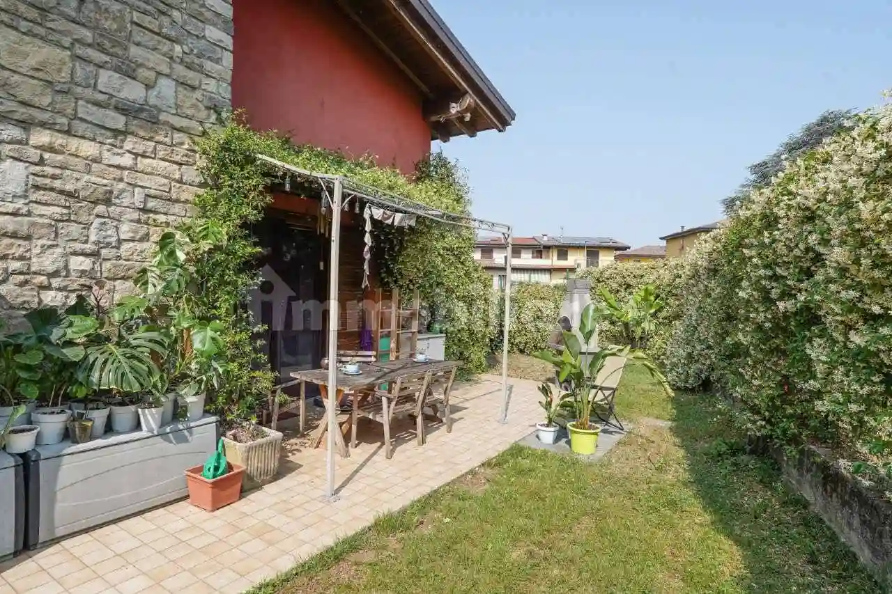 Villetta a schiera - foto 2