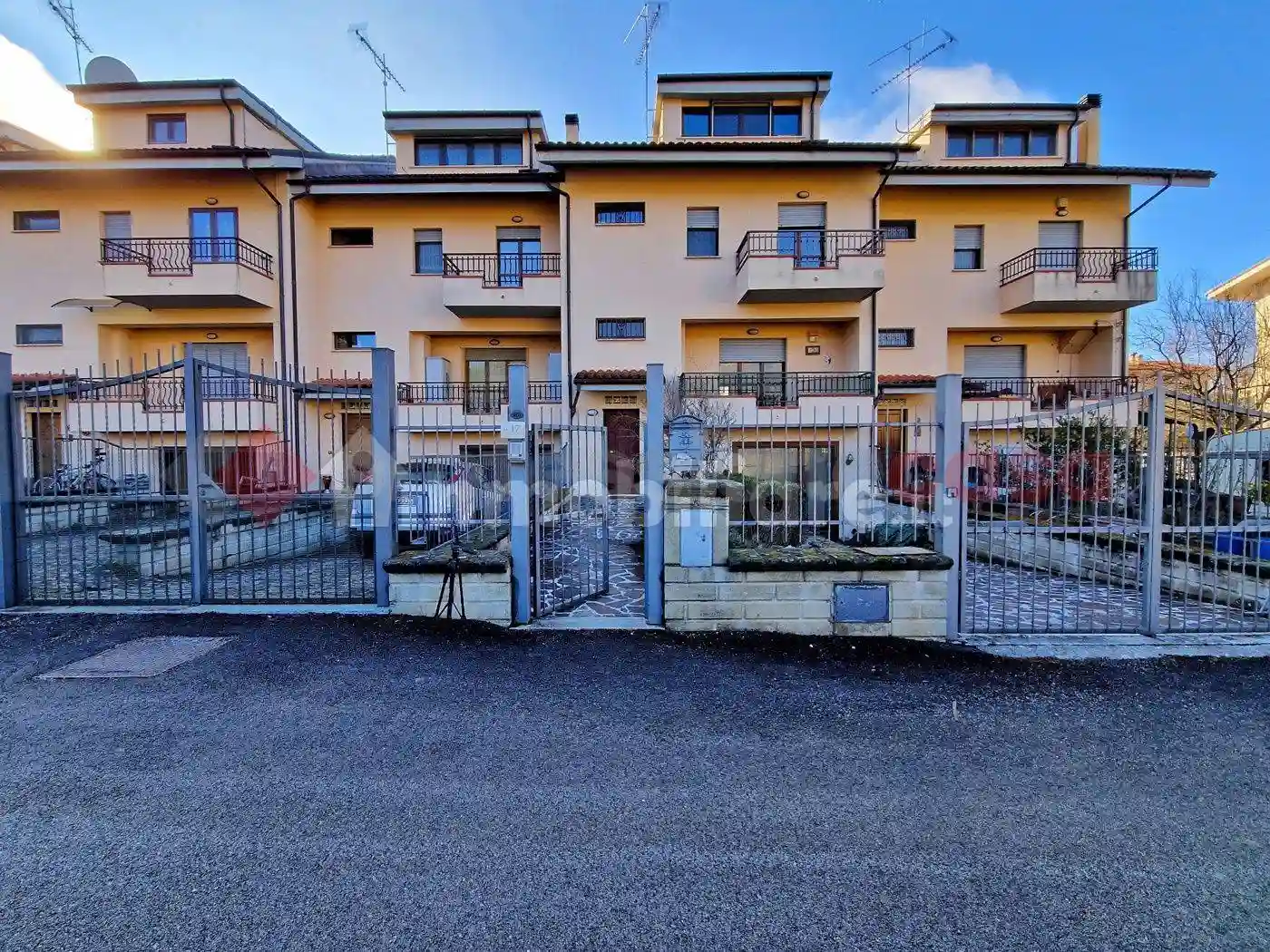 Villetta a schiera - foto 2