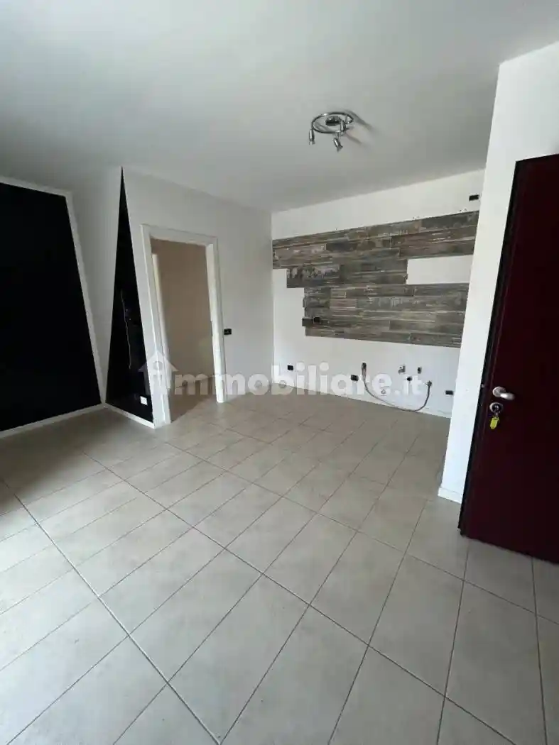 Appartamento in vendita a Lomazzo