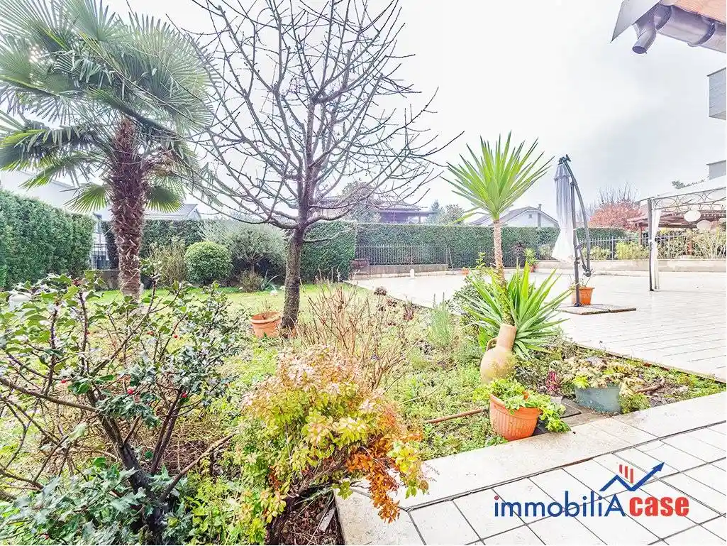 Appartamento in vendita a Limbiate