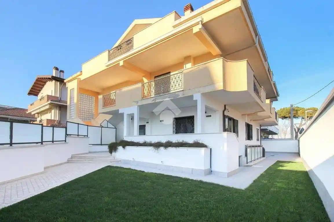 Villa in vendita a Città Sant'Angelo