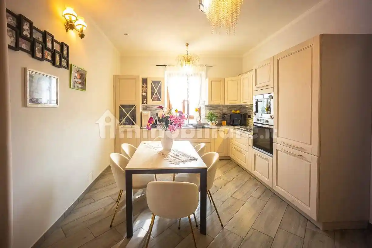 Appartamento in vendita a Chiesina Uzzanese