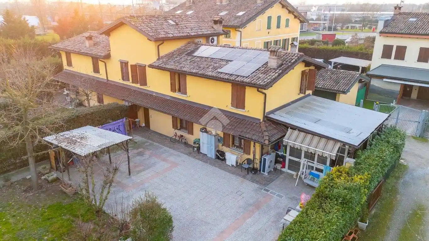 Casa indipendente in vendita a Carpi