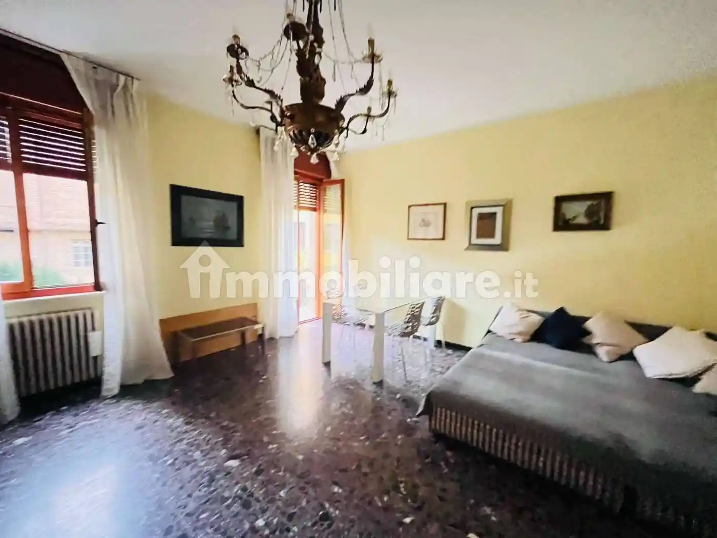 Appartamento in vendita a Piacenza