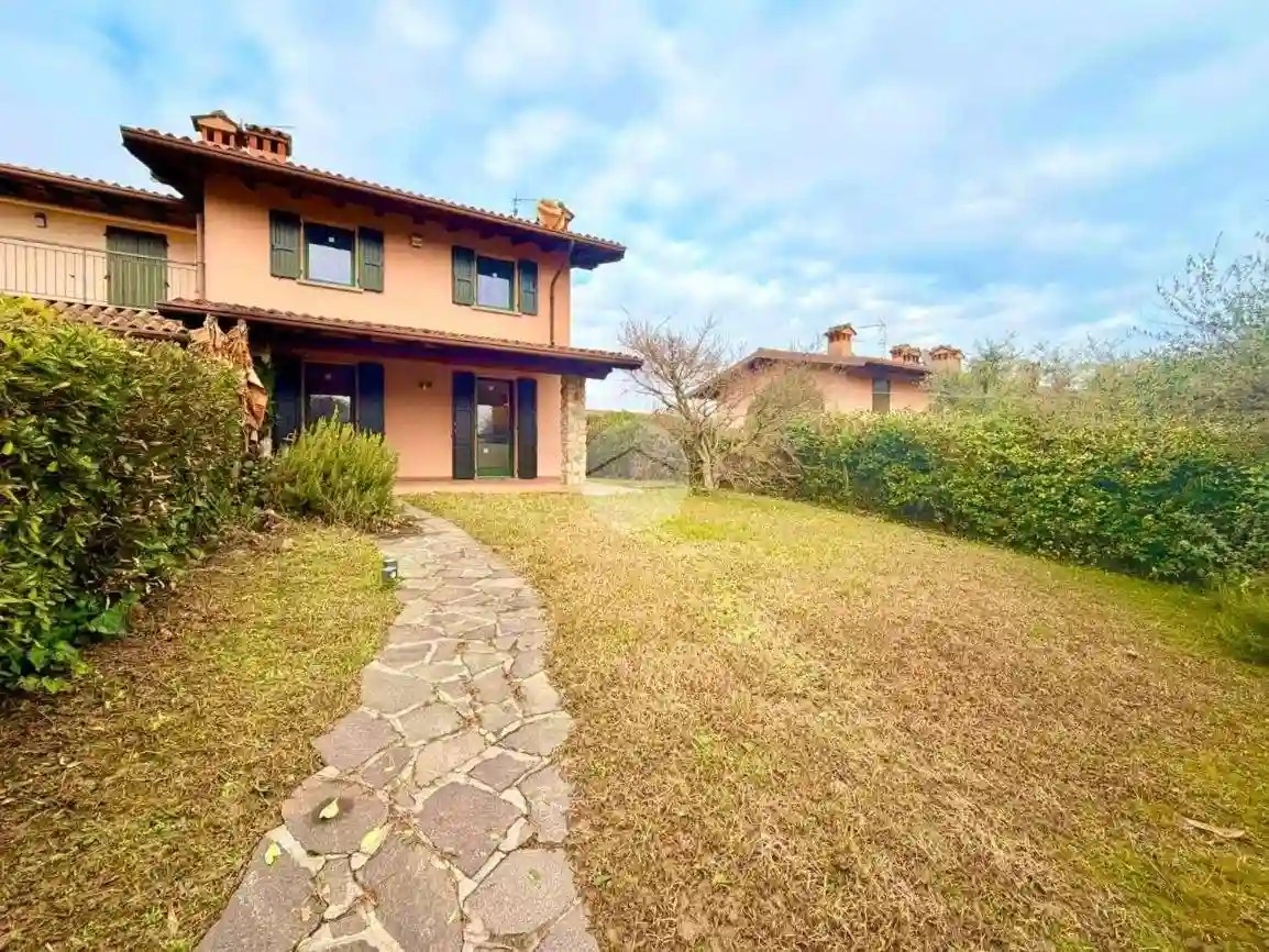 Villetta a schiera - foto 2