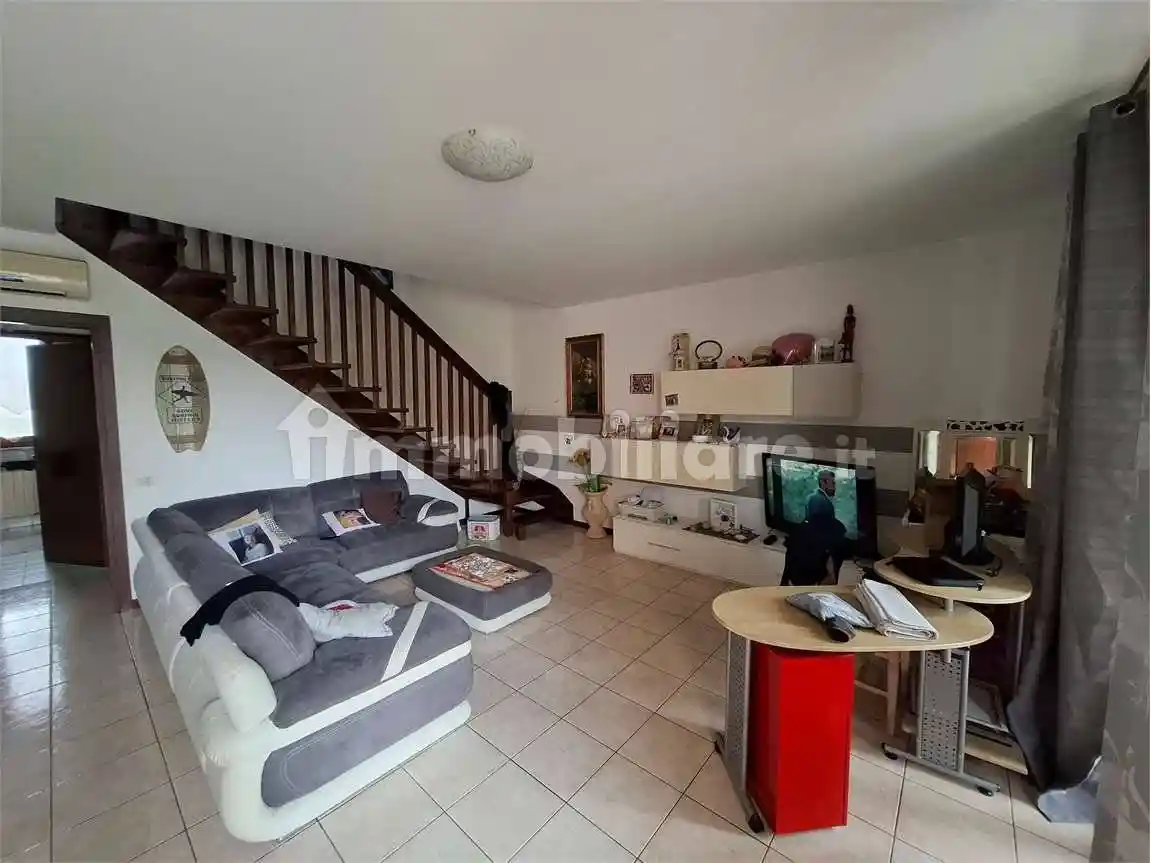 Appartamento in vendita a Oleggio