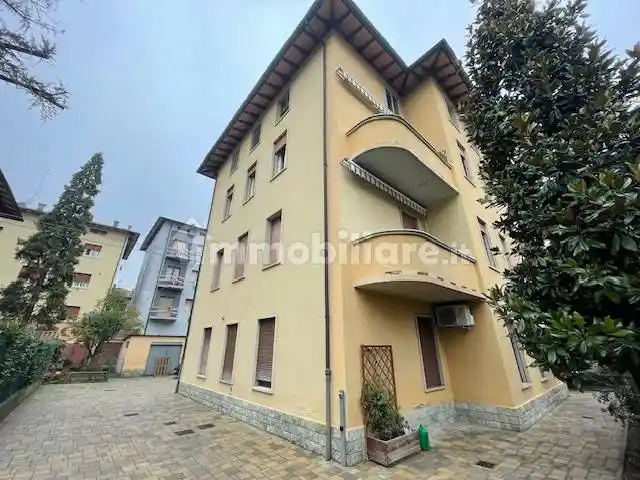 Appartamento in vendita a Modena