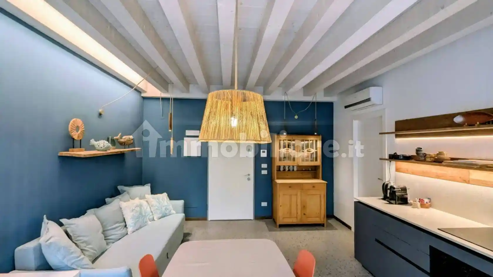 Appartamento in affitto a Peschiera del Garda