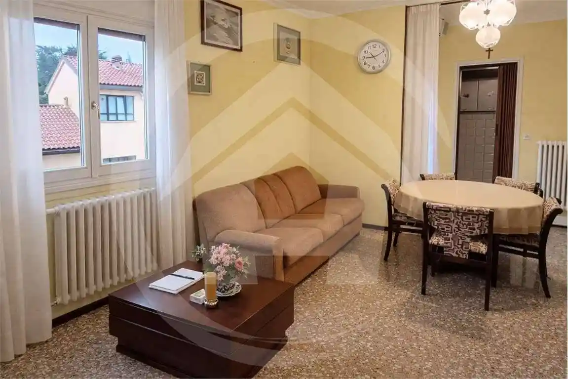 Appartamento in vendita a Besana in Brianza