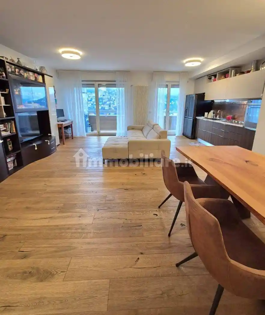 Appartamento in vendita a Como