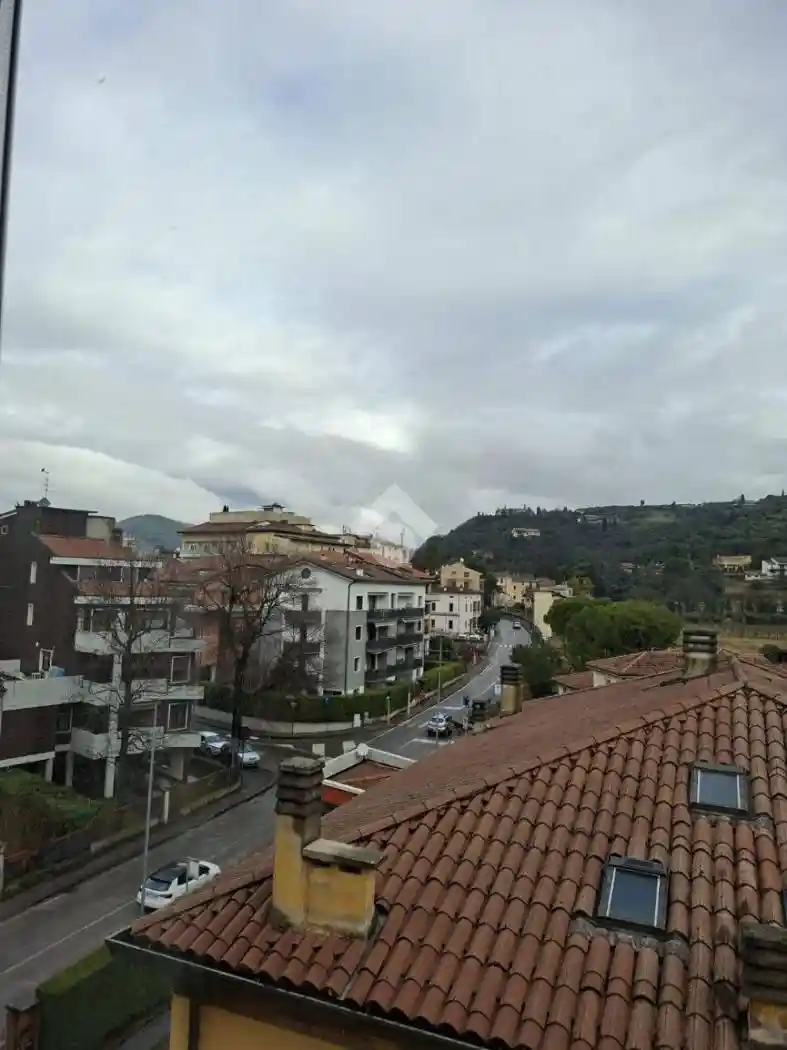 Appartamento in vendita a Verona
