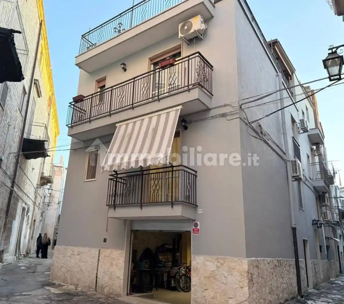 Casa indipendente in vendita a Acquaviva delle Fonti