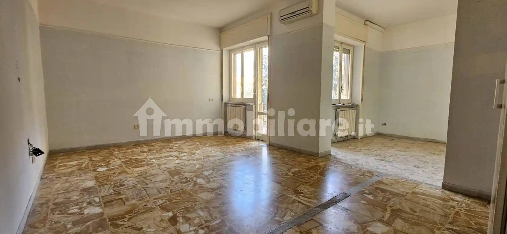 Appartamento in affitto a Napoli