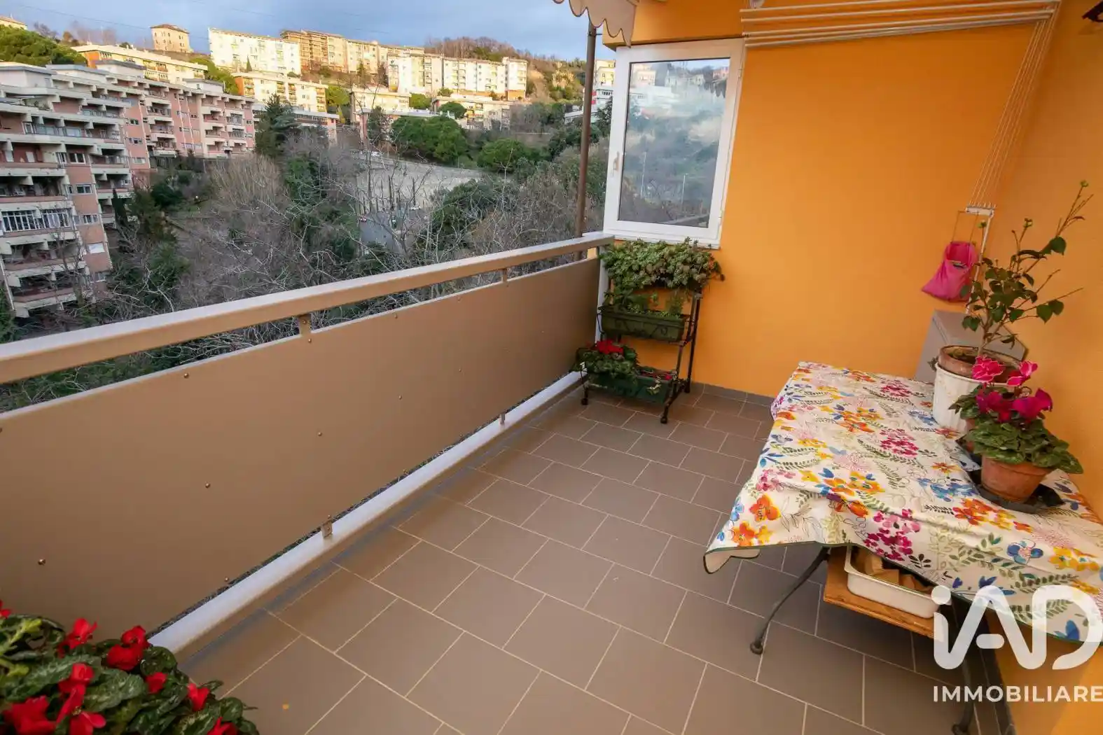 Appartamento in vendita a Genova