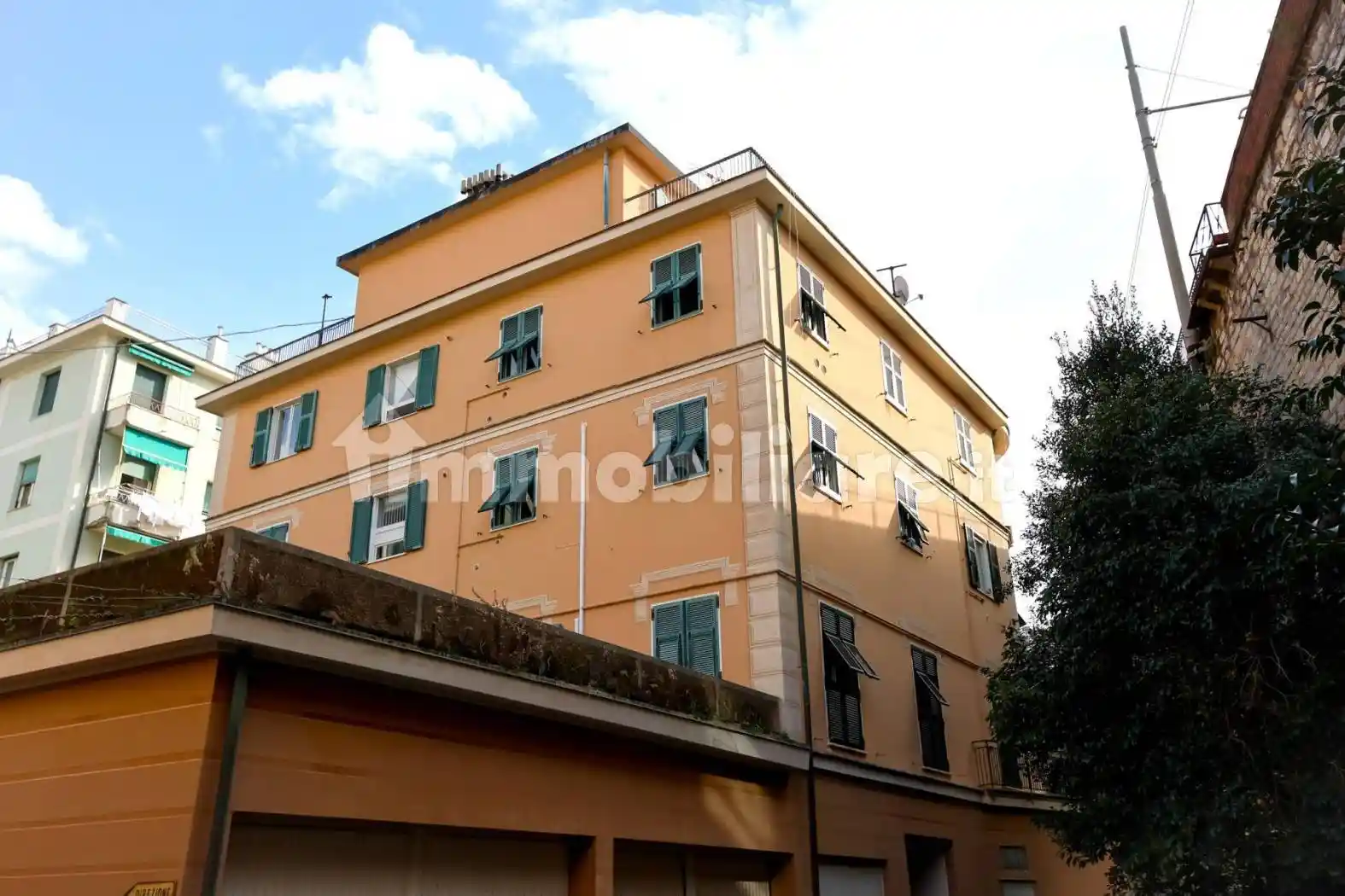 Palazzo - Edificio in vendita a Genova