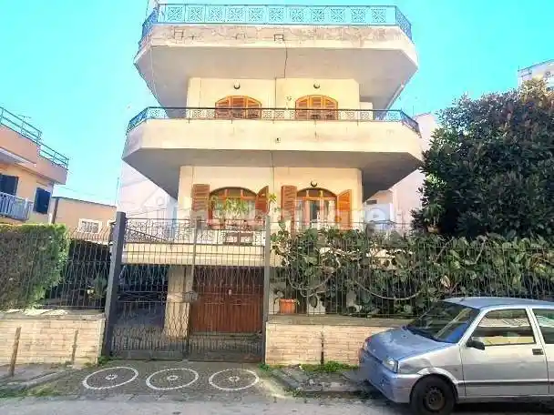 Villa in vendita a Casalnuovo di Napoli