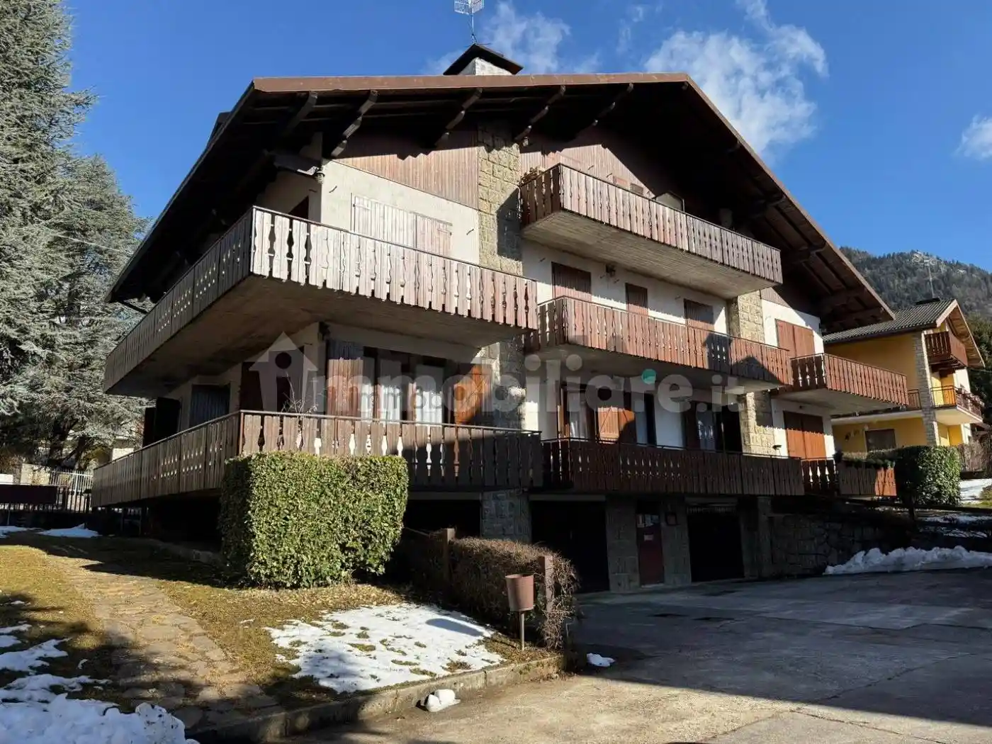 Appartamento in vendita a Castione della Presolana