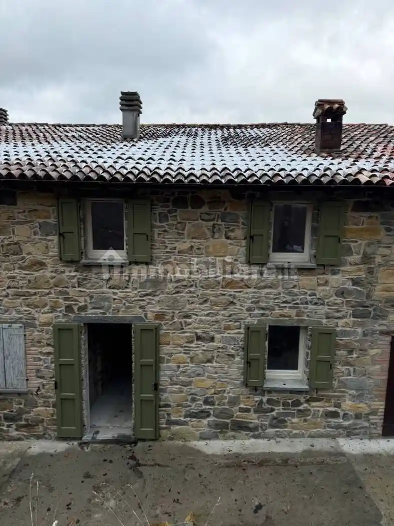 Rustico - Casale in vendita a Calestano